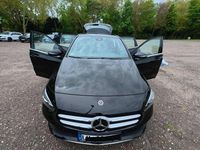 Gebraucht Mercedes B180 Style 116 PS (85 kW) 2019 Schwarz Van / Kleinbus