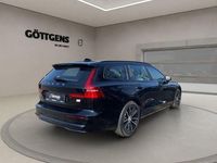 Gebraucht Volvo V60 Plus 351 PS (258 kW) 2023 Schwarz Kombi