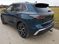 Neu VW Tiguan Elegance 150 PS (110 kW) 2025 Nightshade blue metallic SUV