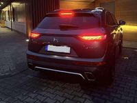 Gebraucht DS Automobiles DS7 Crossback Performance 305 PS (224 kW) 2019 Grau SUV