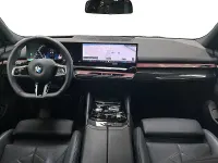 Gebraucht BMW 540 M Sport 303 PS (222 kW) 2025 Black sapphire metallic Kombi