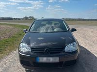Usata VW Golf IV 75 CV (55 kW) 2005 Nero Berlina