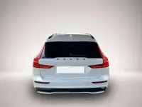 Gebraucht Volvo V60 Plus 455 PS (334 kW) 2023 Manufacturer Kombi