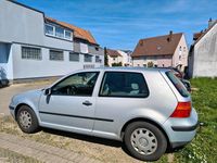 Usata VW Golf IV 101 CV (74 kW) 2000 Argento Berlina