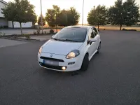 Gebraucht Fiat Punto 95 PS (69 kW) 2012 Weiß Kleinwagen