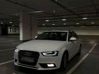 Gebraucht Audi A4 Ambiente 177 PS (130 kW) 2012 Weiß Kombi