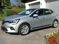 Gebraucht Renault Clio V 67 PS (49 kW) 2022 Silber Limousine
