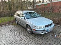 Second-hand Volvo V40 95 CP (69 kW) 2002 Argintiu Break