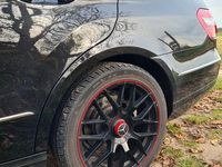 Gebraucht Mercedes E250 Avantgarde 204 PS (150 kW) 2009 Schwarz Limousine