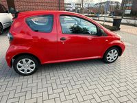 Second-hand Toyota Aygo 68 CP (50 kW) 2008 Roșu Hatchback