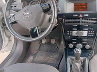 Gebraucht Opel Astra GTC Edition 90 PS (66 kW) 2010 Silber Coupé