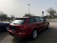 Gebraucht Audi A4 Basis 150 PS (110 kW) 2017 Rot Kombi