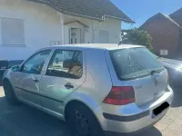 Usata VW Golf IV 75 CV (55 kW) 2004 Nero Utilitaria