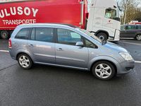 Gebraucht Opel Zafira 116 PS (85 kW) 2008 Silber Van / Kleinbus