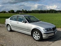 Second-hand BMW 325 192 CP (141 kW) 2003 Argintiu Berlinǎ