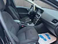 Gebraucht Volvo V40 You! 120 PS (88 kW) 2013 Schwarz Limousine