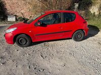 Gebraucht Peugeot 206+ 68 PS (50 kW) 2009 Rot Kleinwagen