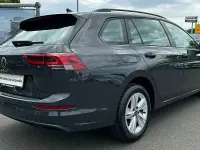 Gebraucht VW Golf VIII Life 131 PS (96 kW) 2023 Grau Kombi