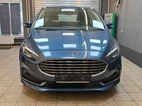 Gebraucht Ford S-MAX Titanium 190 PS (139 kW) 2019 Blau Van / Kleinbus