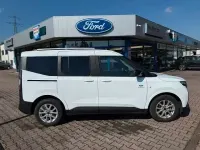 Gebraucht Ford Tourneo Courier Titanium 125 PS (91 kW) 2024 Weiß Van / Kleinbus