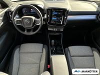 Neu Volvo XC40 Core 163 PS (119 kW) 2026 Grau SUV