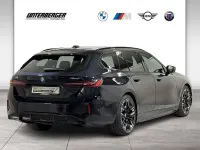 Gebraucht BMW i5 Performance 442 kW (601 PS) 2025 M carbonschwarz Kombi