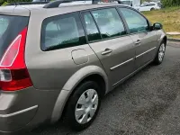 Gebraucht Renault Clio GrandTour 105 PS (77 kW) 2009 Gold Kombi