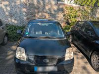 Second-hand Kia Picanto 65 CP (47 kW) 2005 Negru Hatchback