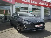 Neu Hyundai i20 79 PS (58 kW) 2025 Auroragreymet. Kleinwagen