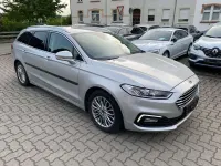Gebraucht Ford Mondeo Titanium 150 PS (110 kW) 2020 Silber Kombi