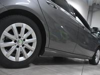 Gebraucht Mercedes A180 109 PS (80 kW) 2016 Grau Limousine