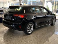 Gebraucht Ford Focus Cool & Connect 101 PS (74 kW) 2022 Schwarz, metallic Limousine