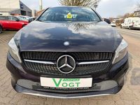 Gebraucht Mercedes A180 122 PS (89 kW) 2016 Violett Limousine