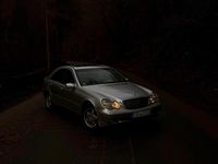 Gebraucht Mercedes C180 129 PS (94 kW) 2001 Silber Limousine
