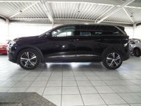 Gebraucht Peugeot 5008 Allure 120 PS (88 kW) 2018 Schwarz metallic Van / Kleinbus