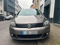 Gebraucht VW Golf VII Style 105 PS (77 kW) 2012 Beige Kleinwagen