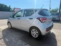 Gebraucht Hyundai i10 Sport 67 PS (49 kW) 2016 Sleek silver Kleinwagen