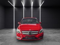 Gebraucht Mercedes B180 109 PS (80 kW) 2013 Rot Van / Kleinbus