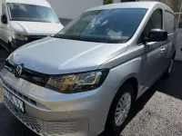 Gebraucht VW Caddy Basis 102 PS (75 kW) 2023 Silber Van / Kleinbus