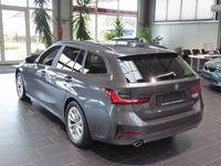 gebraucht BMW 318 d Touring Aut. 8-fach Navi PDC LED Klimaaut.