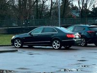 Gebraucht Mercedes E200 136 PS (100 kW) 2010 Schwarz Limousine