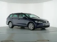 Gebraucht VW Golf VII Highline 150 PS (110 kW) 2020 Atlantik blue metallic Kombi
