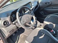 Gebraucht Hyundai i10 Trend 84 PS (61 kW) 2022 Grau Kleinwagen