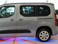 Gebraucht Opel Combo Life Elegance 131 PS (96 kW) 2022 Weiss Limousine