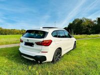 gebraucht BMW X1 xDrive20d M Sport Paket mit Sommer und Winterreifen