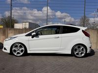 Gebraucht Ford Fiesta Performance Edition 182 PS (133 kW) 2014 Weiß Kleinwagen