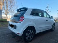Gebraucht Renault Twingo Life 69 PS (50 kW) 2019 Weiß Kleinwagen
