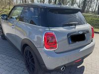 Gebraucht Mini Cooper 136 PS (100 kW) 2019 Grau Kleinwagen