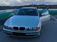 Gebraucht BMW 523 170 PS (125 kW) 1998 Silber Kombi