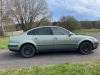 Gebraucht VW Passat Basis 150 PS (110 kW) 2001 Grün Limousine
